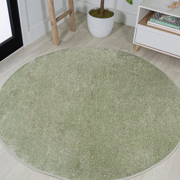Haze Solid Low-pile Area Rug Green
